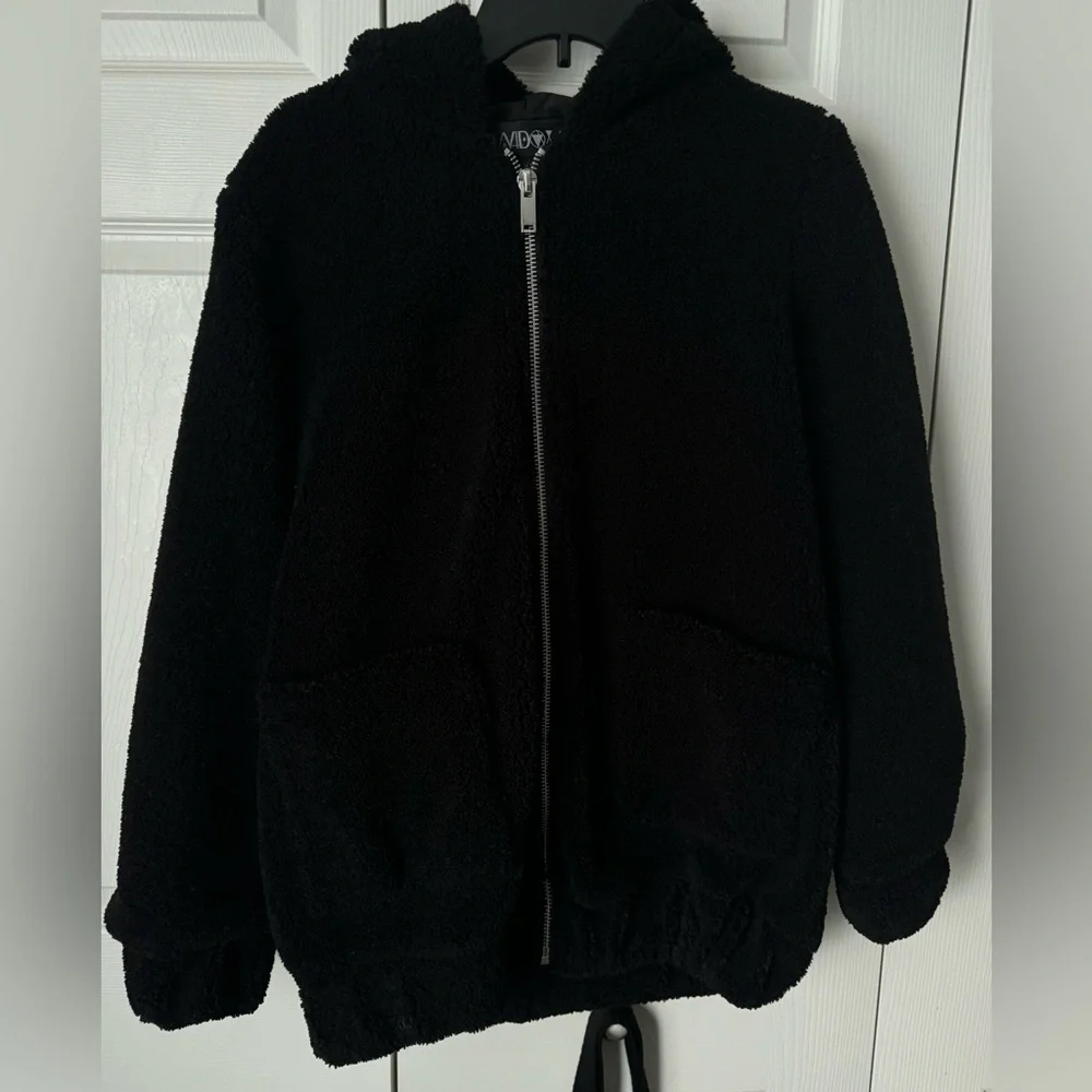 Widow Sherpa jacket - Picture 2 of 3